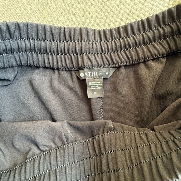 NWT Athleta Endeavor Relaxed Pant - Size M - Picture 6 of 6
